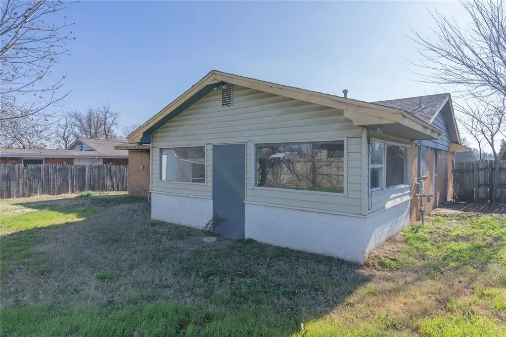 Photo 6 — 6905 NW 22nd Street, Bethany, OK 73008