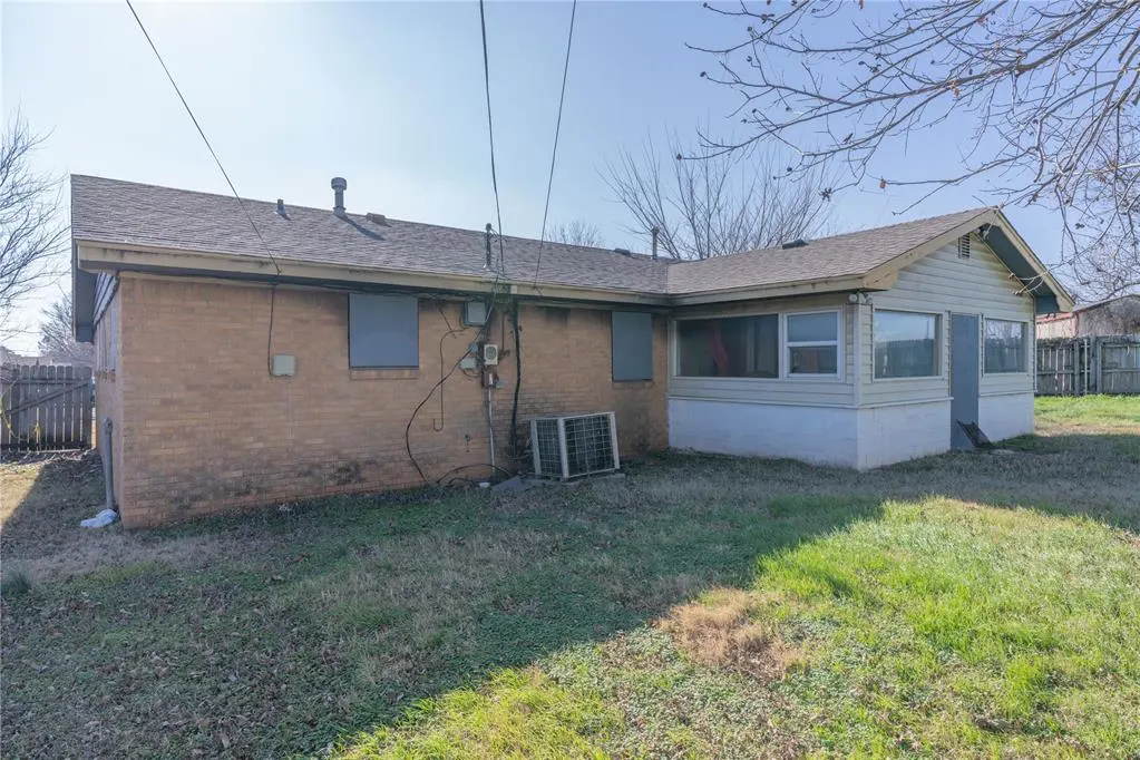 Photo 7 — 6905 NW 22nd Street, Bethany, OK 73008
