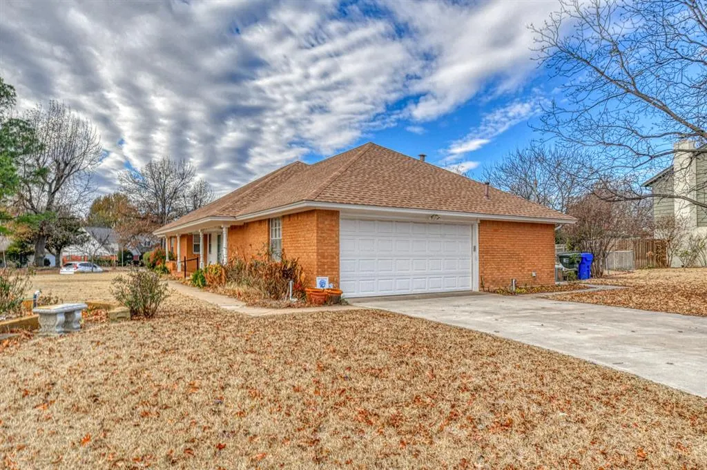 Photo 4 — 1801 Thorton Street, Norman, OK 73069