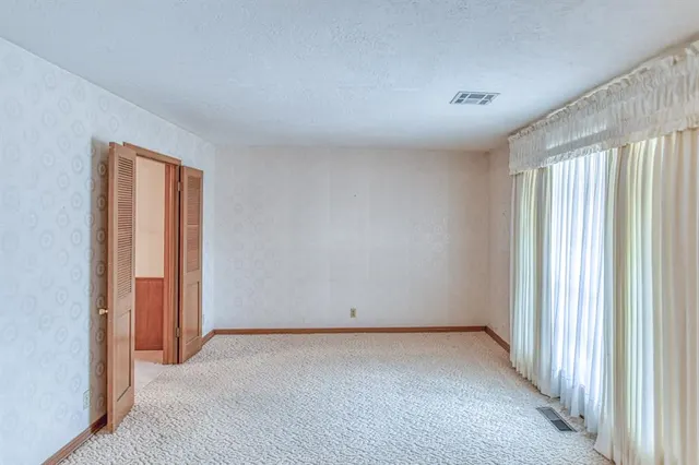 Photo 7 — 1801 Thorton Street, Norman, OK 73069