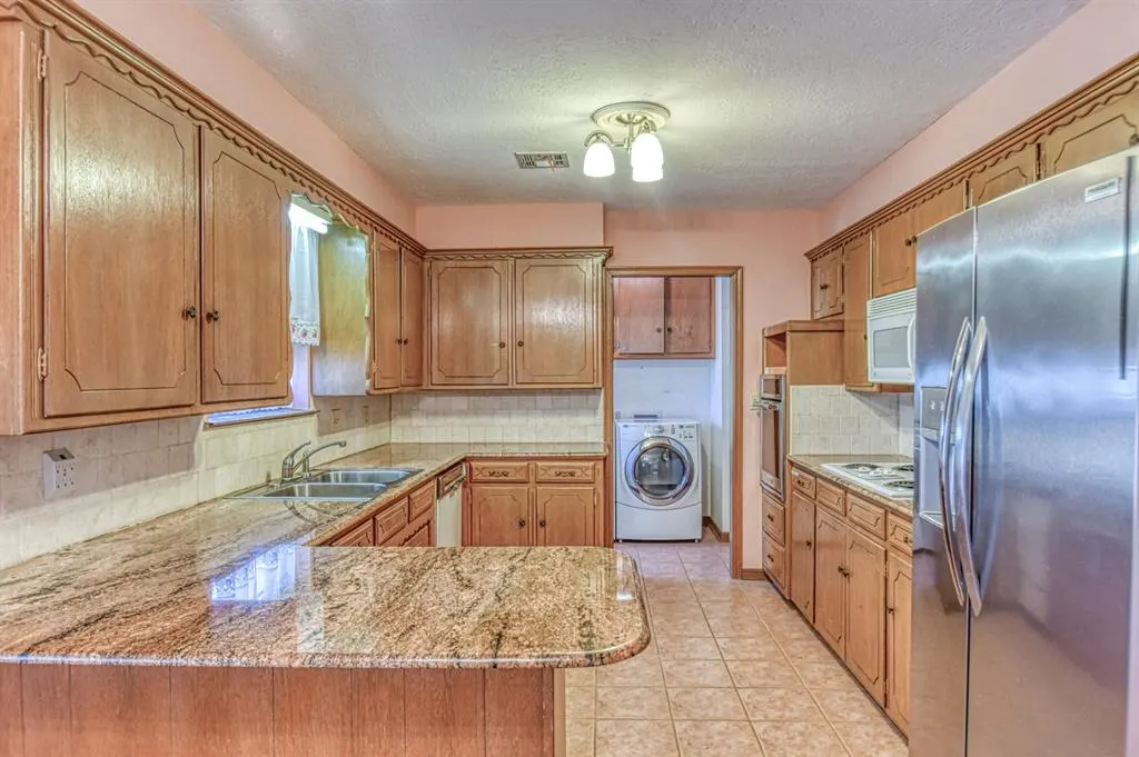 Photo 17 — 1801 Thorton Street, Norman, OK 73069