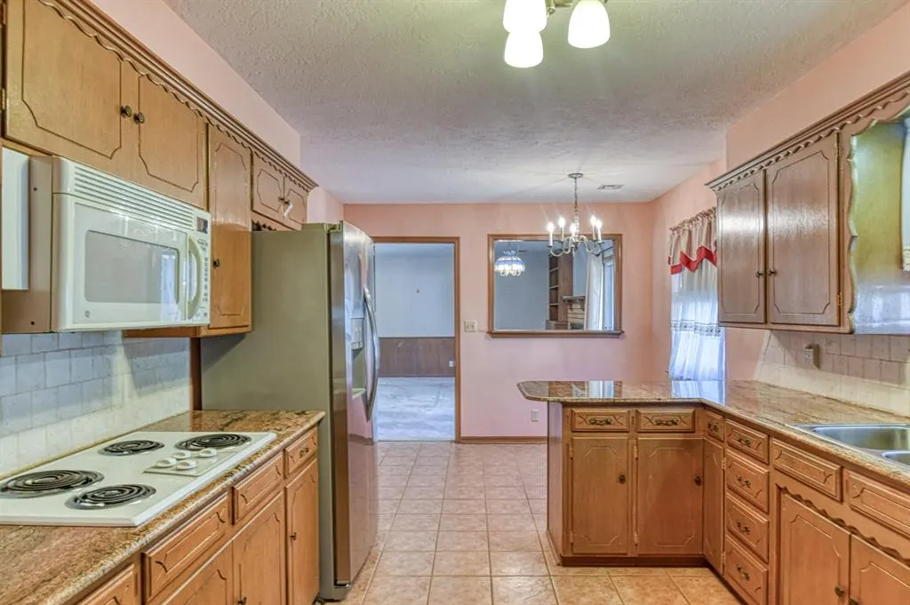 Photo 18 — 1801 Thorton Street, Norman, OK 73069