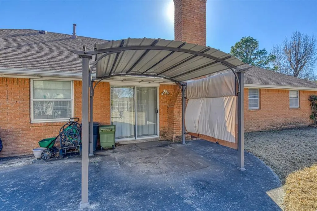 Photo 39 — 1801 Thorton Street, Norman, OK 73069