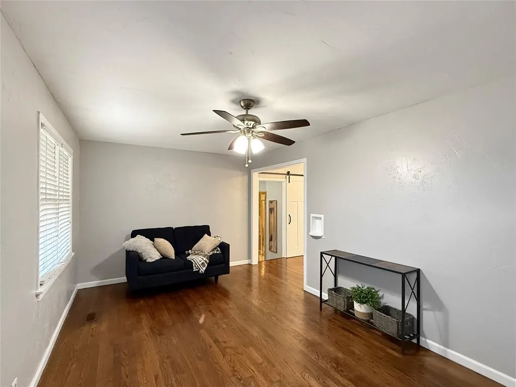 Photo 4 — 4300 N State Street, Warr Acres, OK 73122