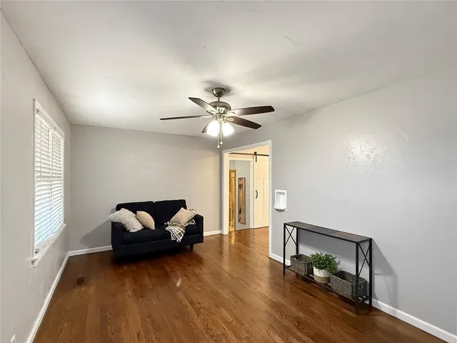 Photo 4 — 4300 N State Street, Warr Acres, OK 73122