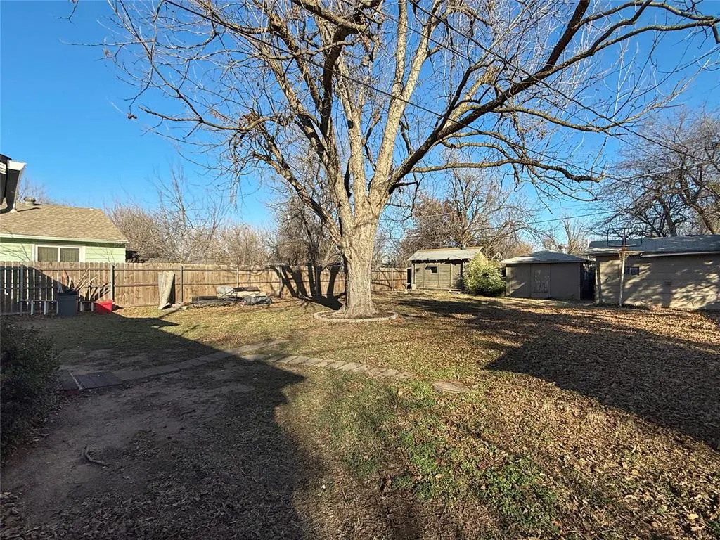 Photo 21 — 4300 N State Street, Warr Acres, OK 73122