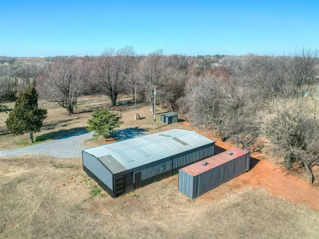 Photo 3 — 407 Burntwood Dr, Tuttle, OK 73089