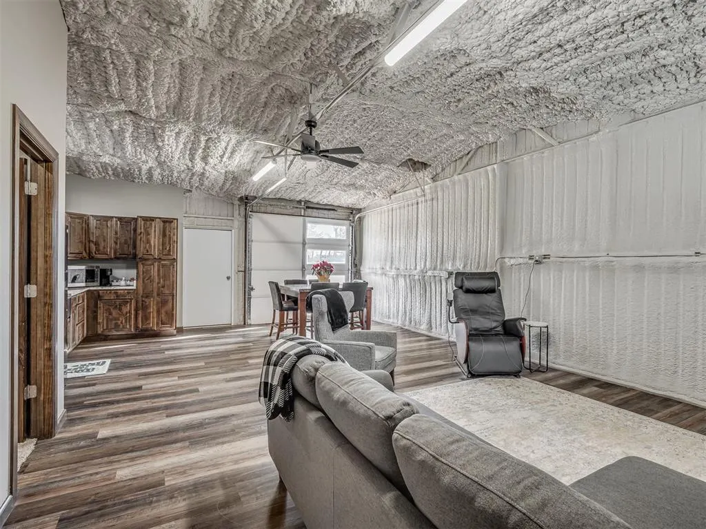 Photo 8 — 407 Burntwood Dr, Tuttle, OK 73089