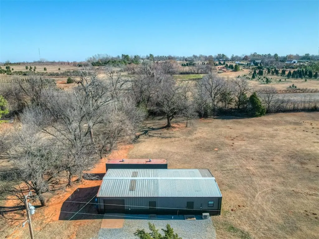 Photo 39 — 407 Burntwood Dr, Tuttle, OK 73089