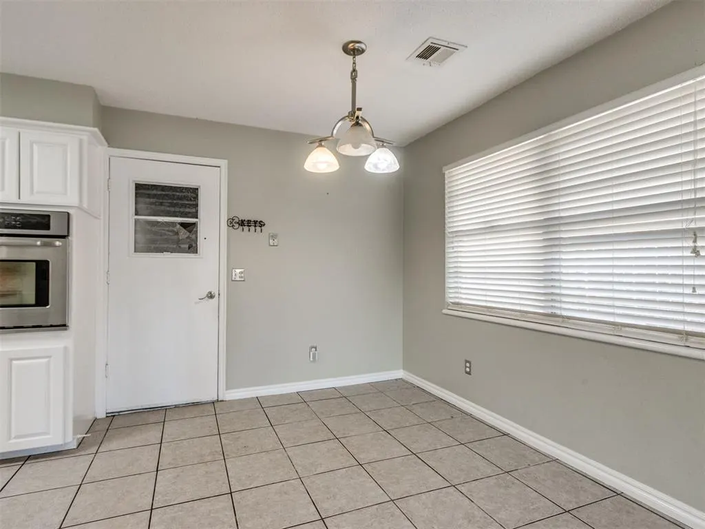 Photo 15 — 2920 N Alexander Lane, Bethany, OK 73008
