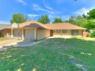 Sold home at 2920 N Alexander Lane