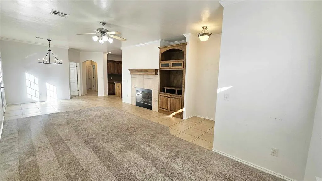 Photo 3 — 643 Sisken Court, Edmond, OK 73003