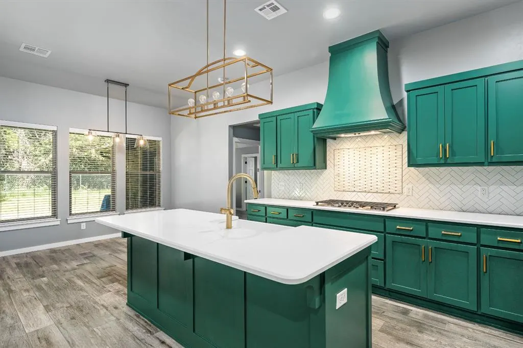 Photo 5 — 224 N Richard Terrace, Mustang, OK 73064
