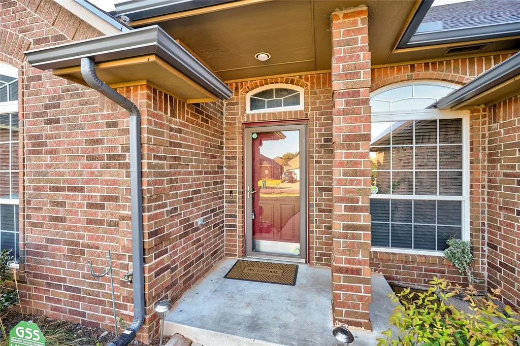Photo 3 — 7508 NW 134th Street, Oklahoma City, OK 73142