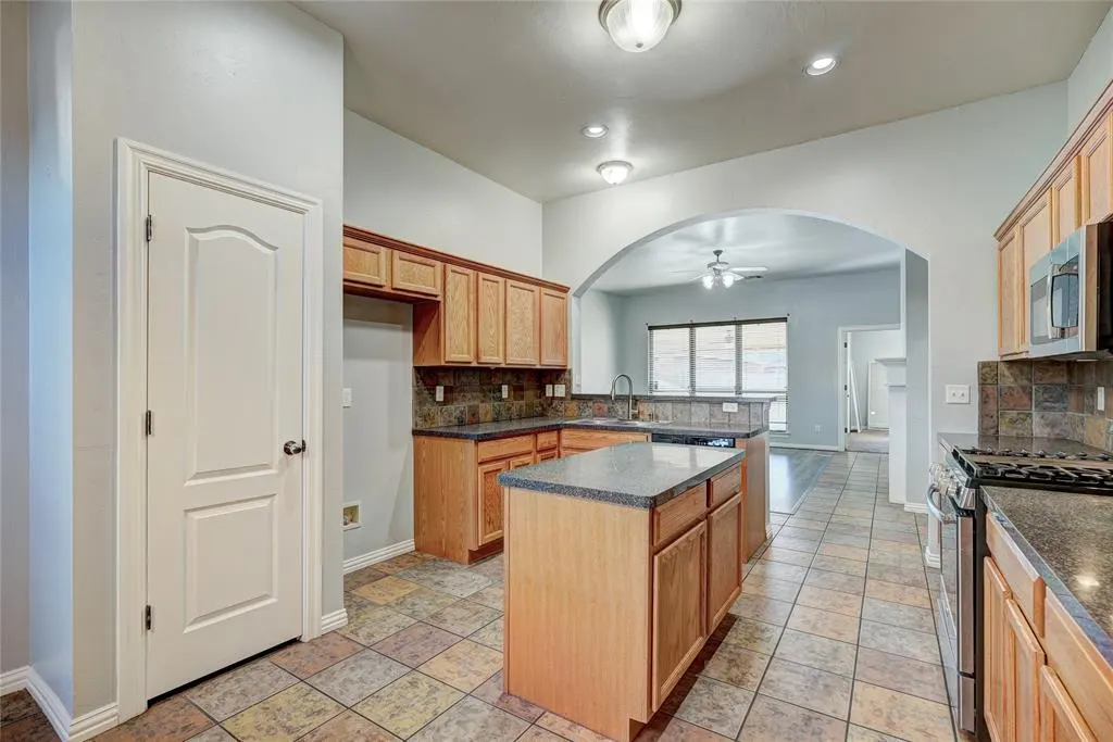 Photo 7 — 7508 NW 134th Street, Oklahoma City, OK 73142