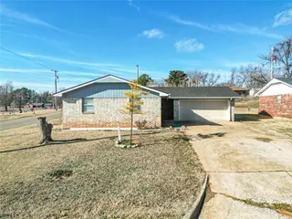 Sold home at 112 Taft Drive