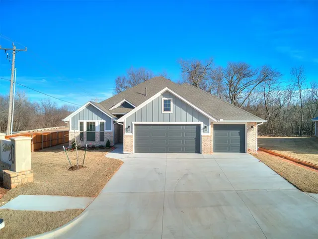 Front exterior — 12204 Rockbed Drive, Yukon, OK 73099