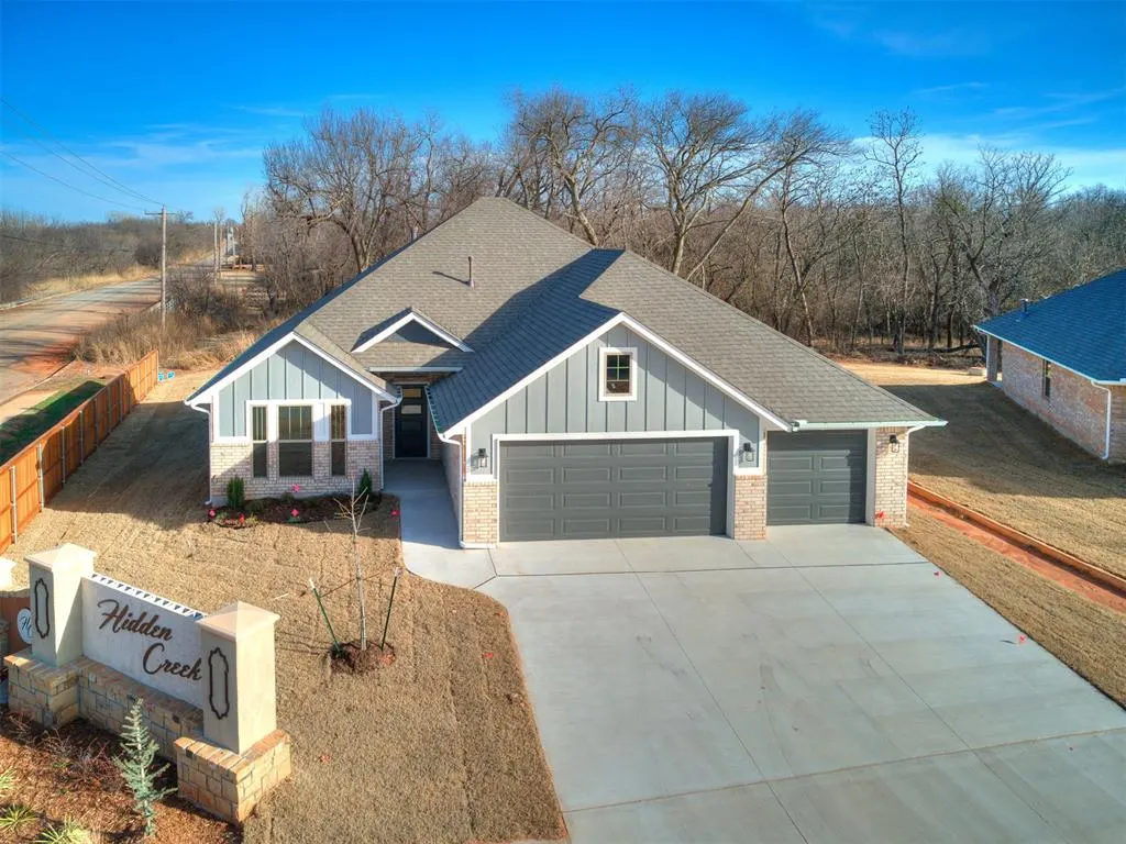 Photo 3 — 12204 Rockbed Drive, Yukon, OK 73099