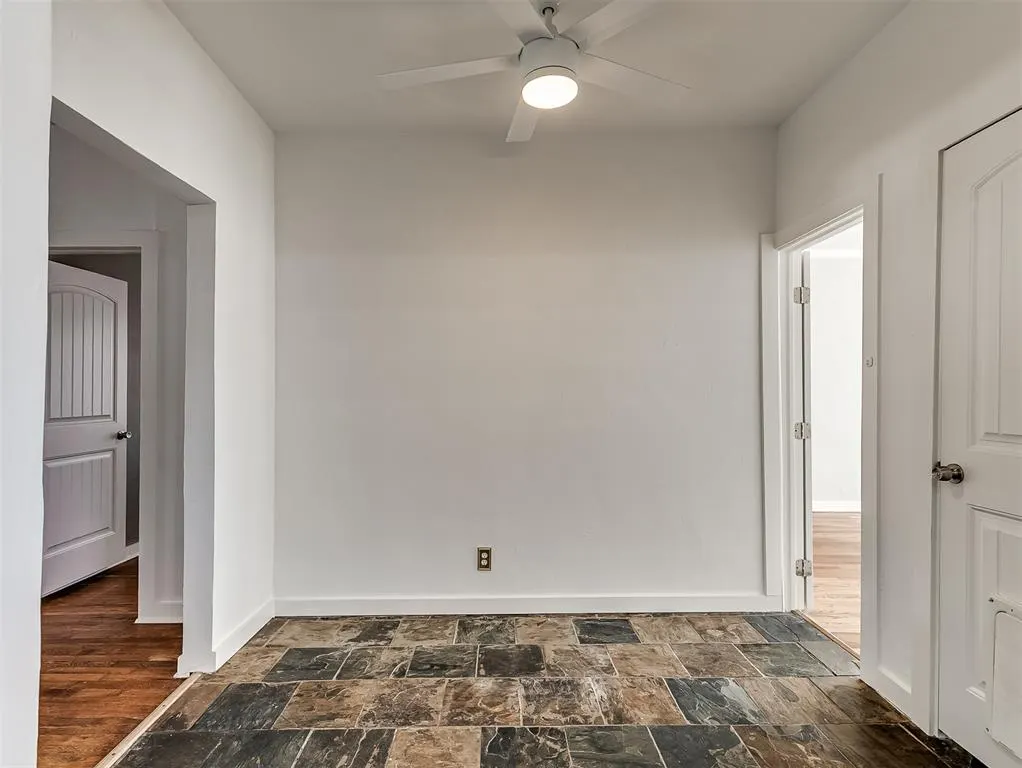 Photo 19 — 610 NW 27th Street, Oklahoma City, OK 73103
