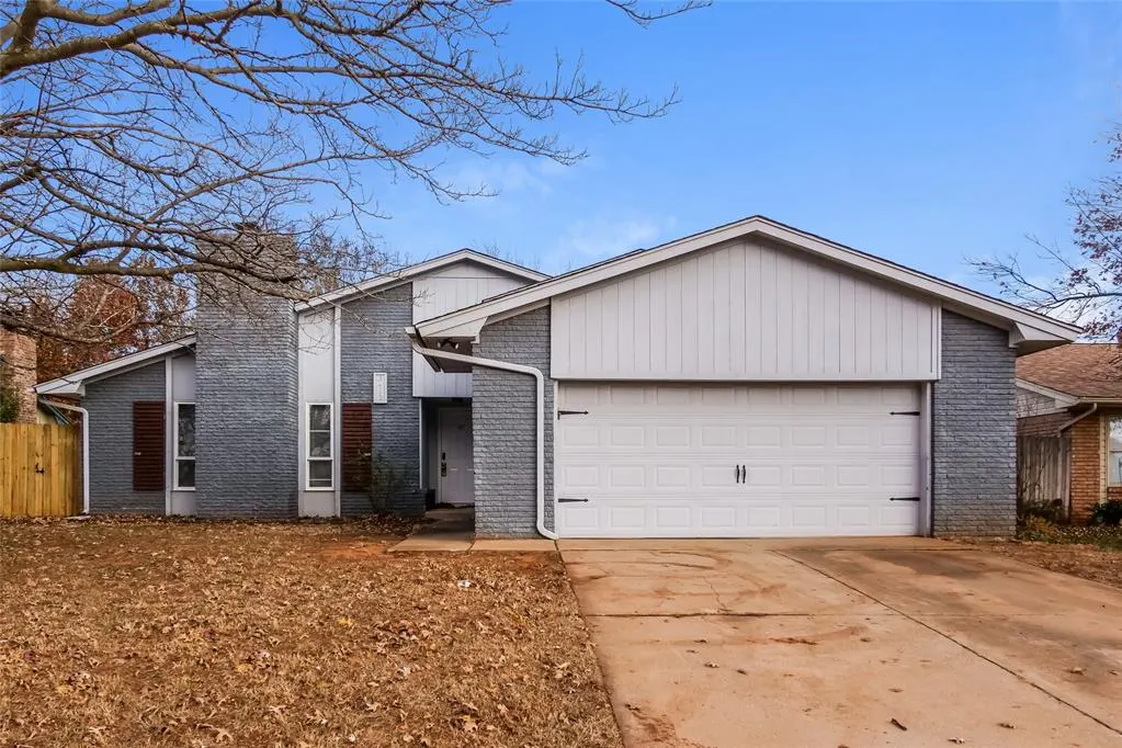 Photo 2 — 3412 Prairie Avenue, Edmond, OK 73013