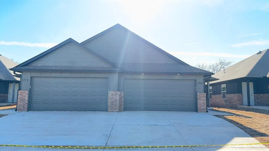 Photo 3 — 1110 NW 113TH Street, Oklahoma City, OK 73114