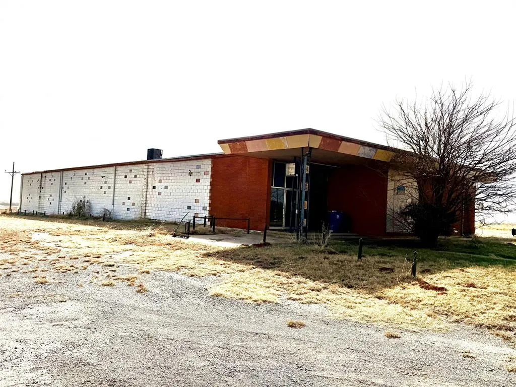 Front exterior — 22194 Highway 152 Highway, Cordell, OK 73632