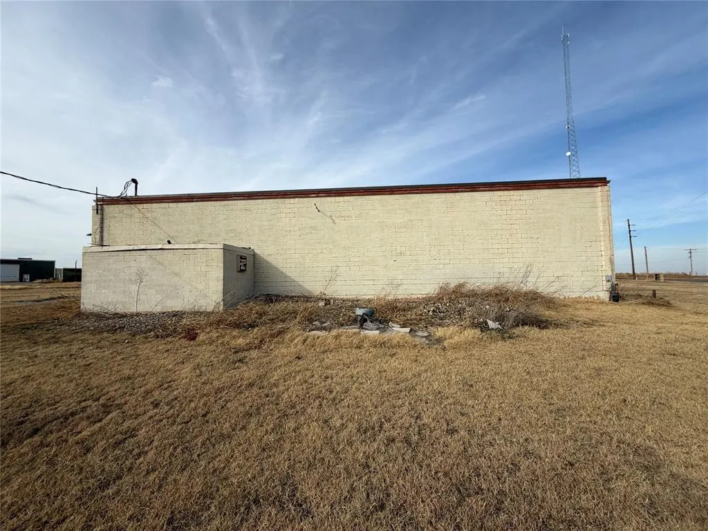 Photo 5 — 22194 Highway 152 Highway, Cordell, OK 73632