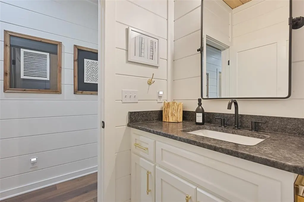 Photo 16 — 42 Hickory Ridge Road, Broken Bow, OK 74728