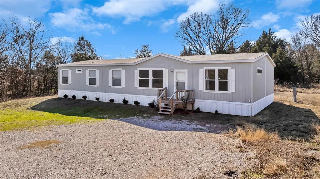 Front exterior — 31 Greenbriar Avenue, Burneyville, OK 73430