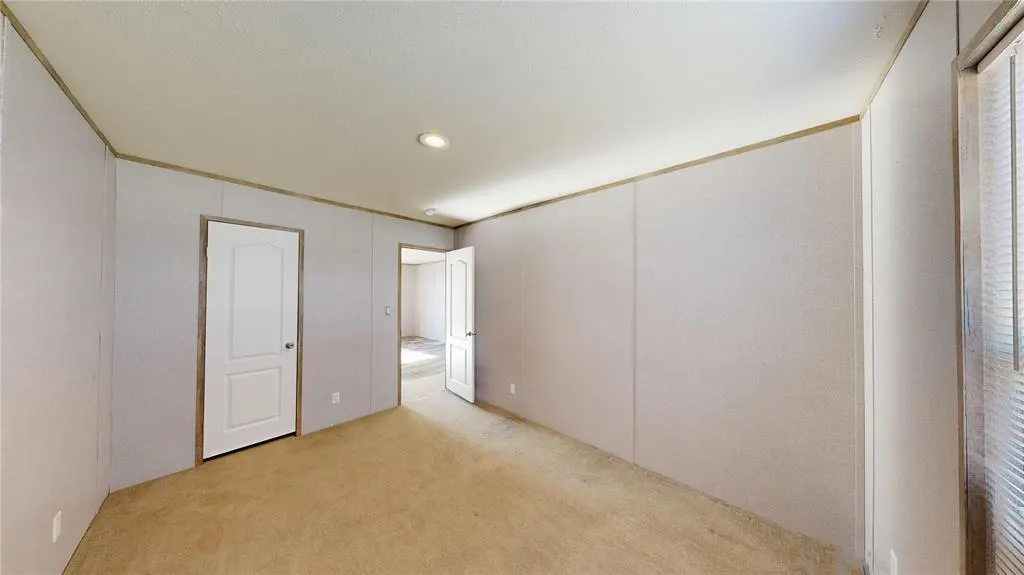 Photo 19 — 31 Greenbriar Avenue, Burneyville, OK 73430
