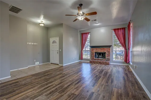 Photo 6 — 2800 Clearwater Circle, Edmond, OK 73003