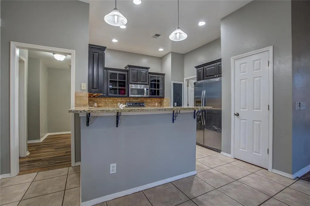 Photo 11 — 2800 Clearwater Circle, Edmond, OK 73003