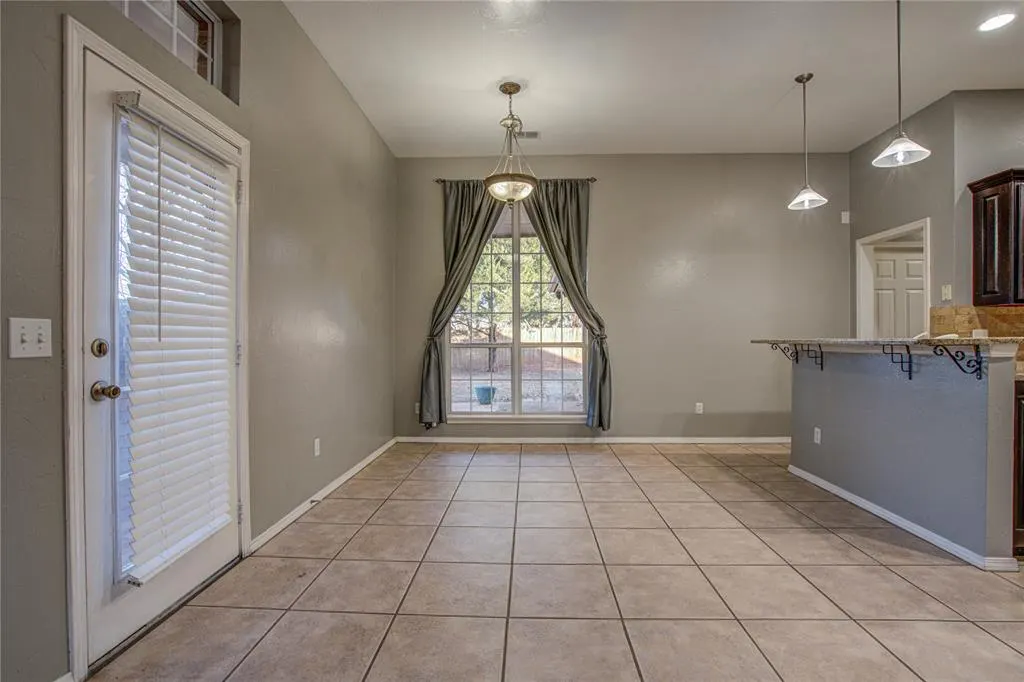 Photo 18 — 2800 Clearwater Circle, Edmond, OK 73003