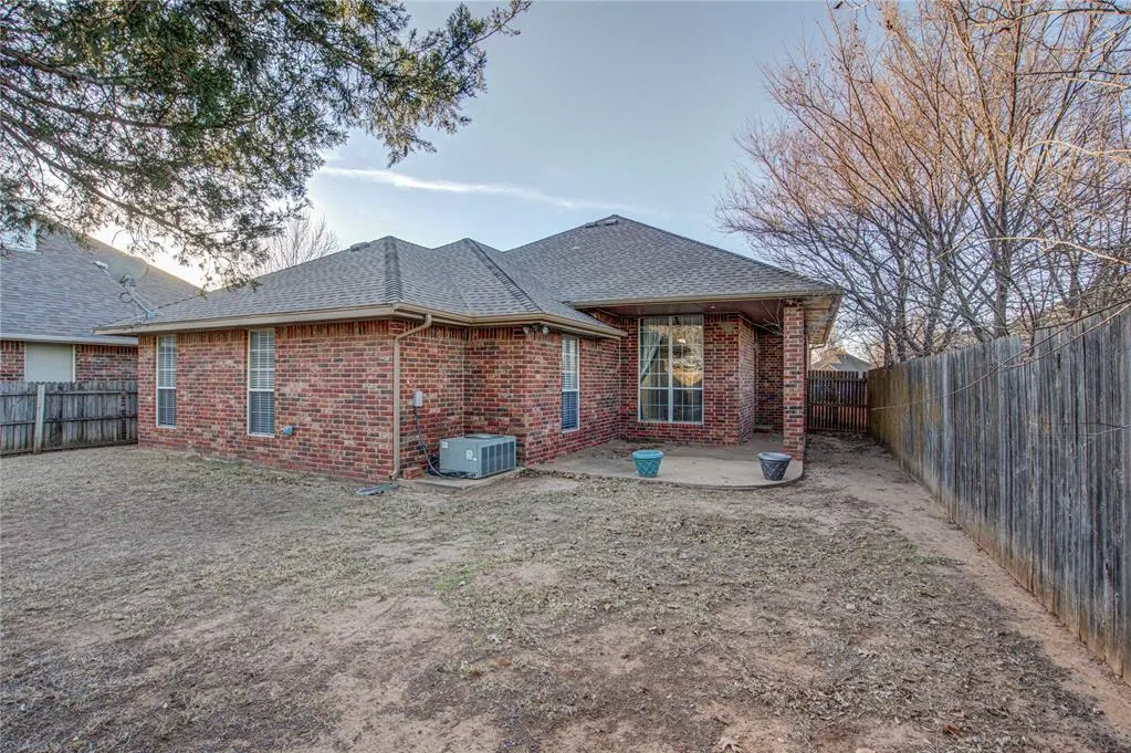 Photo 40 — 2800 Clearwater Circle, Edmond, OK 73003