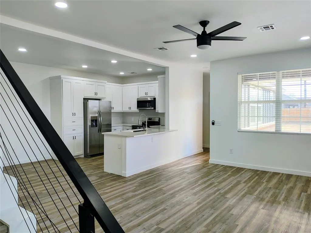 Photo 4 — 236 NW 122nd Street - Unit B, Oklahoma City, OK 73114