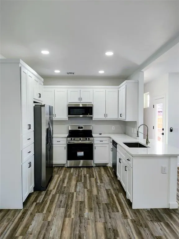 Photo 8 — 236 NW 122nd Street - Unit B, Oklahoma City, OK 73114