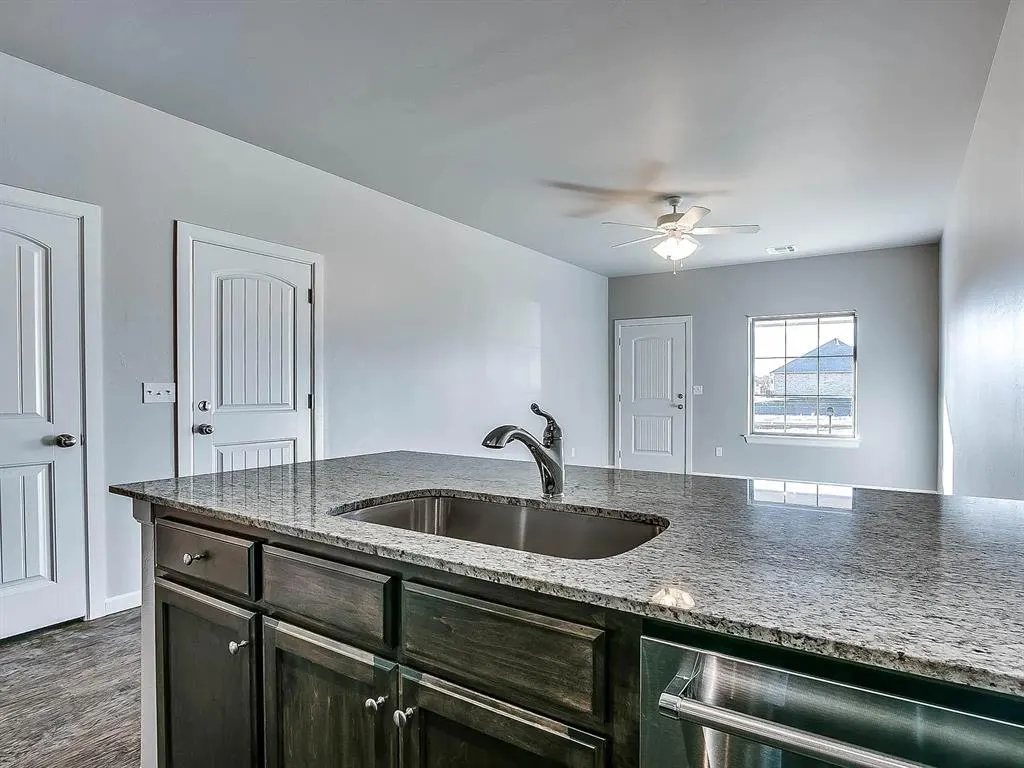 Photo 10 — 4609 Castle Bay Cove, Del City, OK 73115