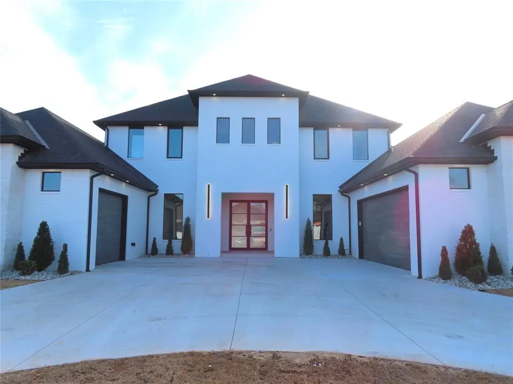 Photo 2 — 15008 Annecy Boulevard, Oklahoma City, OK 73142