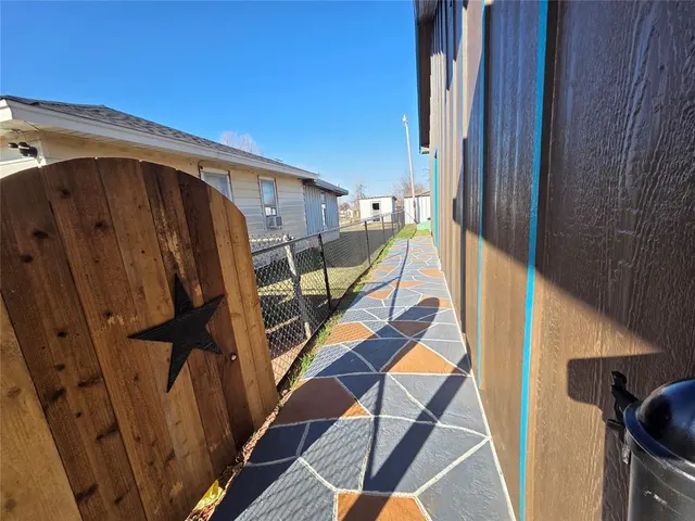 Photo 7 — 333 SE 55th Street, Oklahoma City, OK 73129