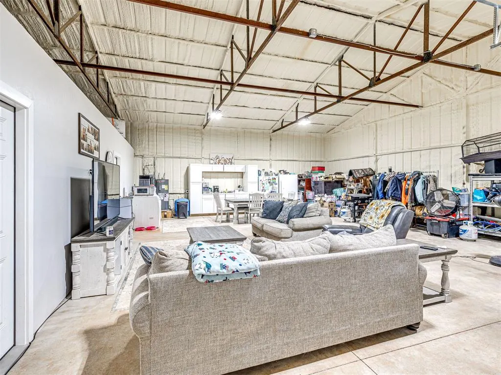 Photo 14 — 101515 S 3390 Road, Meeker, OK 74855