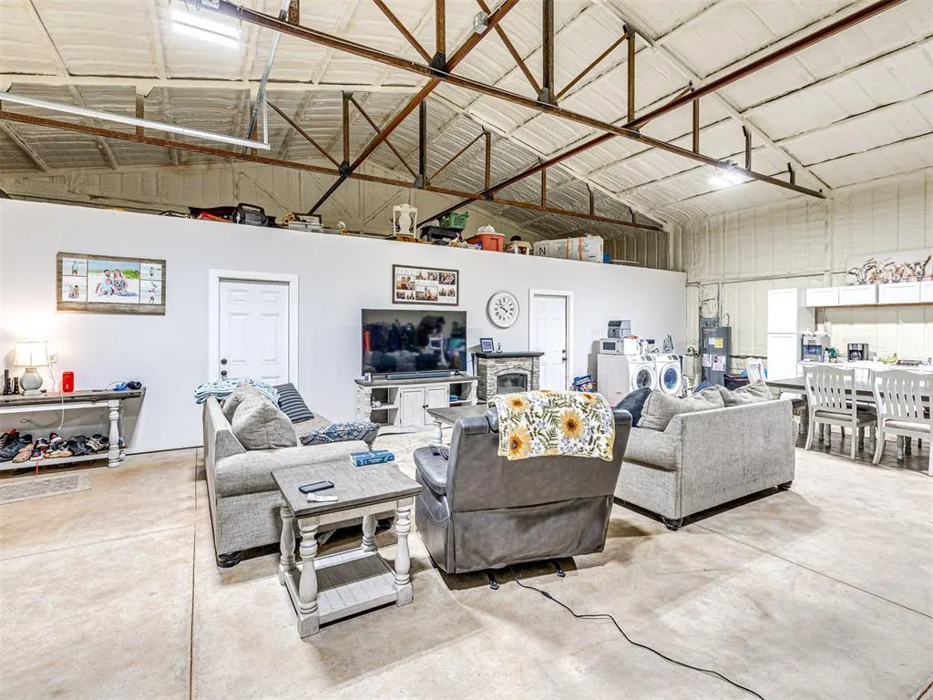 Photo 16 — 101515 S 3390 Road, Meeker, OK 74855