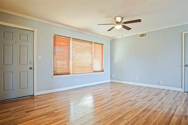 Photo 3 — 6106 S Hillcrest Drive, Oklahoma City, OK 73159