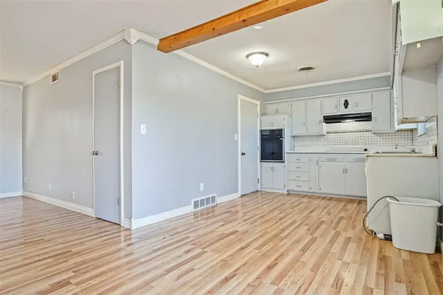 Photo 5 — 6106 S Hillcrest Drive, Oklahoma City, OK 73159