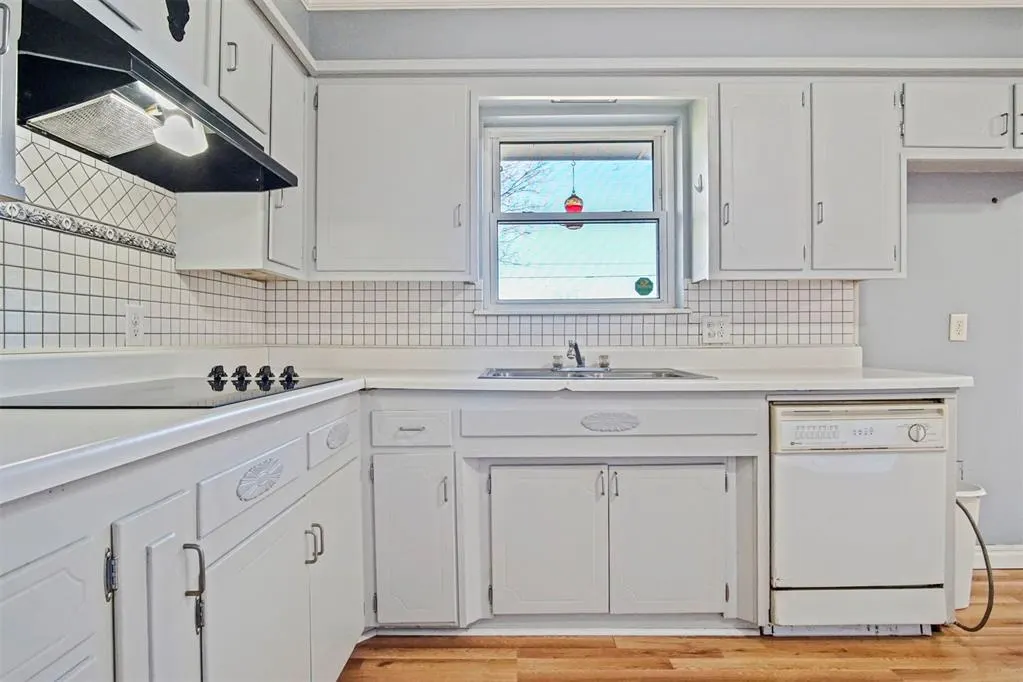 Photo 7 — 6106 S Hillcrest Drive, Oklahoma City, OK 73159