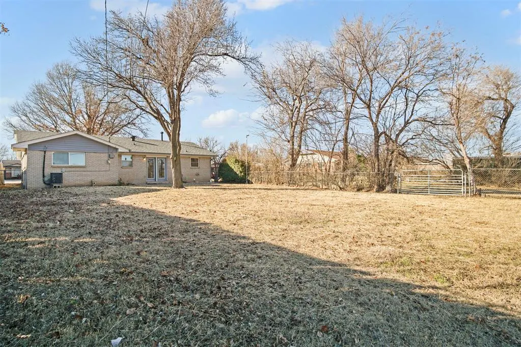 Photo 25 — 6106 S Hillcrest Drive, Oklahoma City, OK 73159