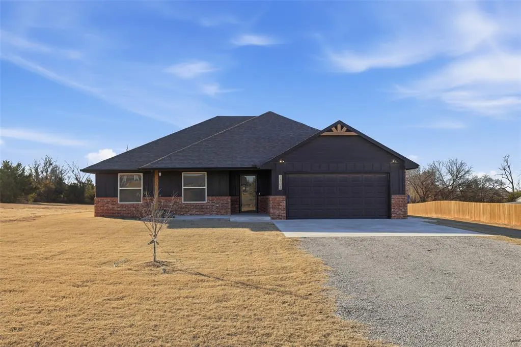 Front exterior — 2303 County Road 1330, Blanchard, OK 73010