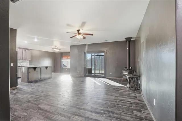 Photo 5 — 2303 County Road 1330, Blanchard, OK 73010