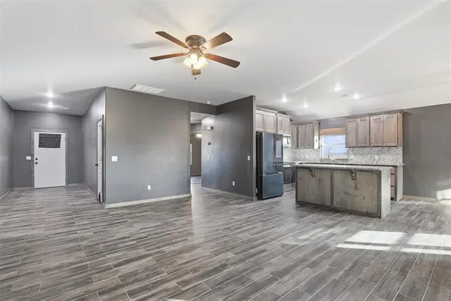 Photo 7 — 2303 County Road 1330, Blanchard, OK 73010