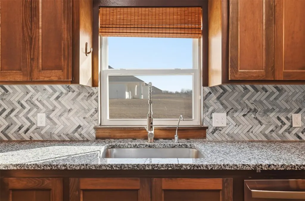 Photo 13 — 2303 County Road 1330, Blanchard, OK 73010
