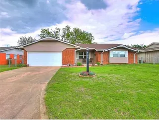 Sold home at 4105 N Chapman Avenue